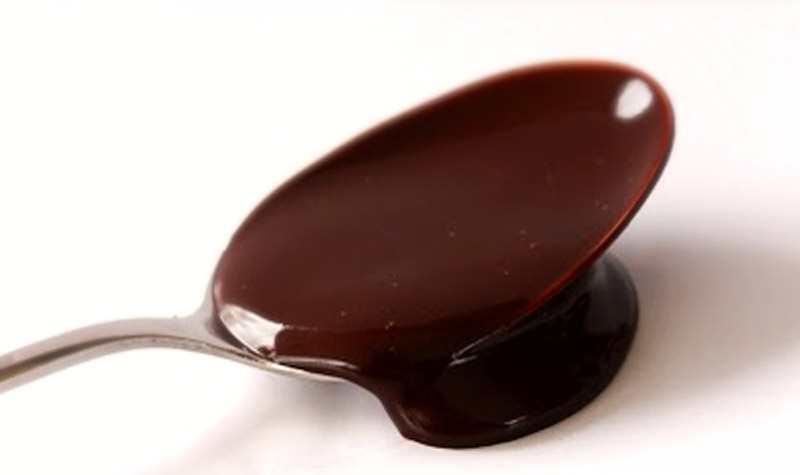 Sauce au chocolat noir - La sauce chocolat est la sauce idéale pour sublimer tous vos desserts.