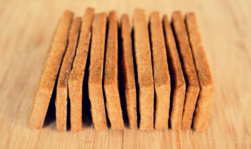 Speculoos - Recette facile - les spéculoos sont un dessert croquant sous la dent et craquant pour les enfants.