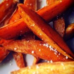 Frites de patates douces au paprika - Frites de patates douces assaisonnées à la fleur de sel.