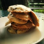 Cookies au chocolat au lait - Leur particularité est d'avoir un cœur moelleux et un pourtour plus croustillant.