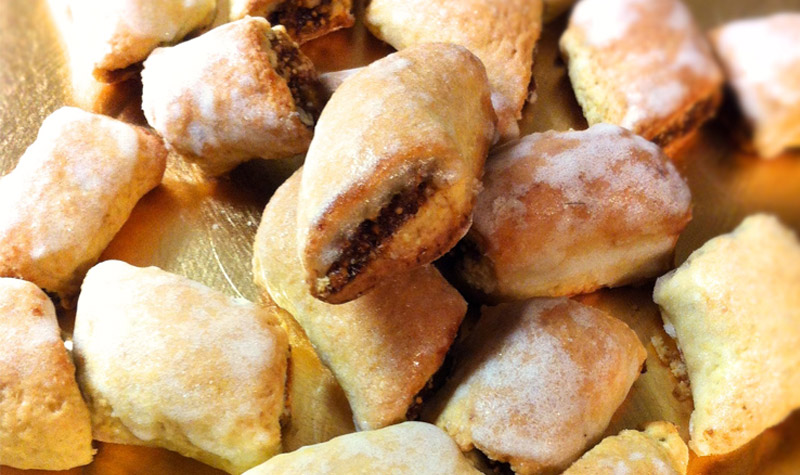 Biscuits aux figues séchées - Je vous propose de les préparer vous-même, afin d'épater vos amis lors d'un thé ou en dessert. A réserver aux grandes personnes !