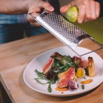 Salade de rougets - Le zeste de citron vert apporte une touche fraiche et piquante. (Photo : Elodie Davis).