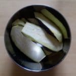 Escalopes d'aubergines panées - Réserver à température ambiante pendant 30 minutes.