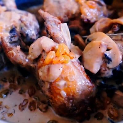 Cailles au pineau de Charentes - Voici une recette rapide et gourmande à ne pas manquer, c’est excellent !